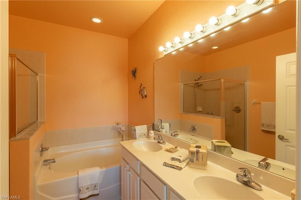7755 Berkshire Pines Dr , Naples, FL 34104 Photo