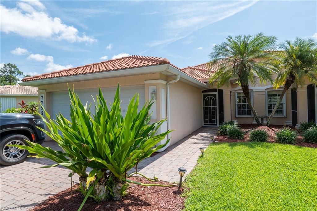 7755 Berkshire Pines Dr , Naples, FL 34104 Photo