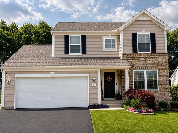 221 Dowler Drive, South Bloomfield, OH 43103