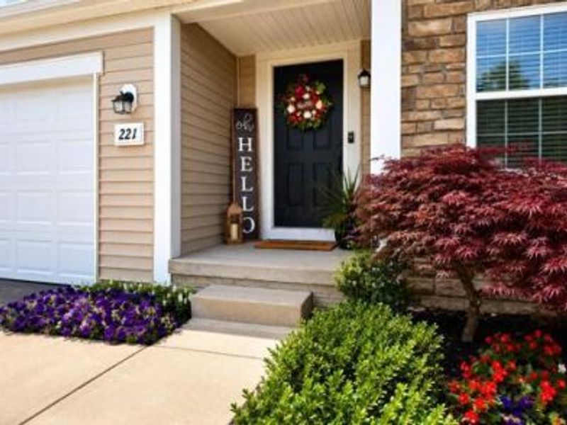 221 Dowler Drive, South Bloomfield, OH 43103 Photo 2