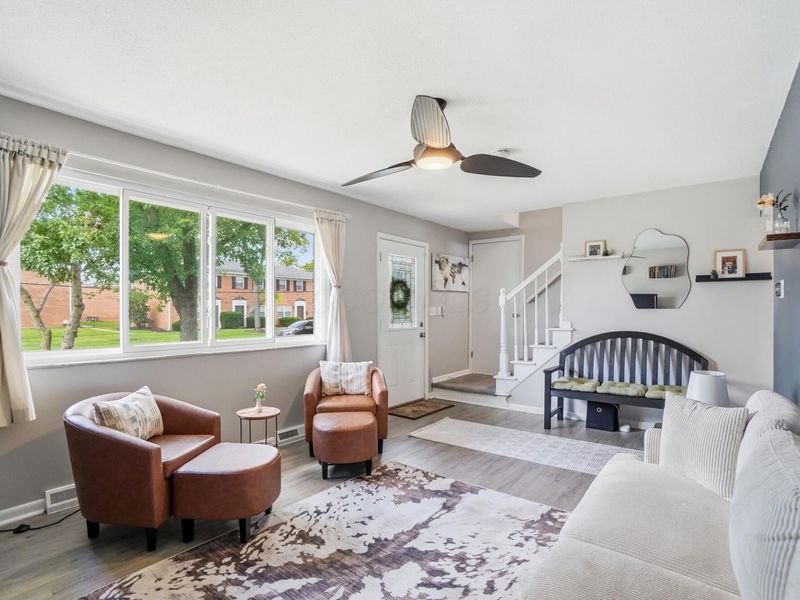 1041 Loring Road, Columbus, OH 43224 Photo 6