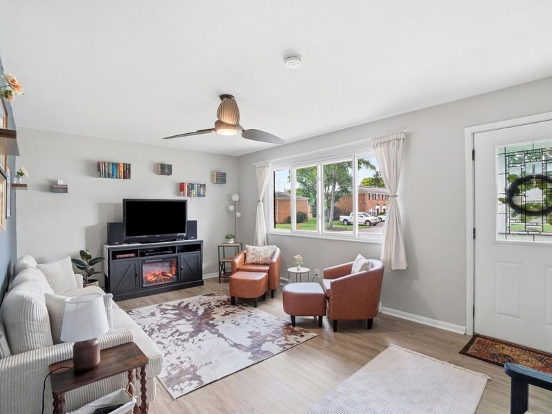 1041 Loring Road, Columbus, OH 43224 Photo 7