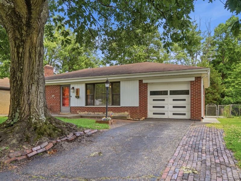 5594 Sunnywoods Lane, Green Township, OH 45239 Photo 3