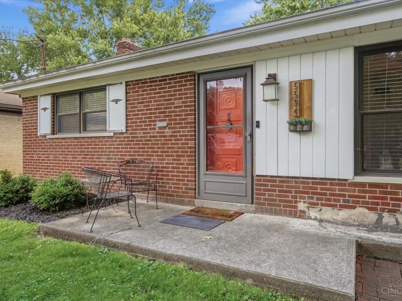 5594 Sunnywoods Lane, Green Township, OH 45239 Photo 5