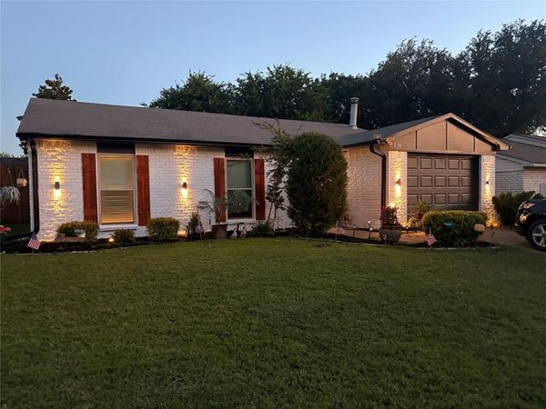 536 Oldbridge Drive , Allen, TX 75002