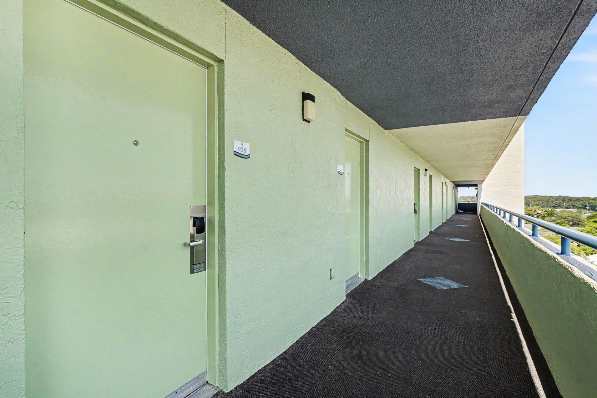 1105 S Ocean Blvd. Photo 4