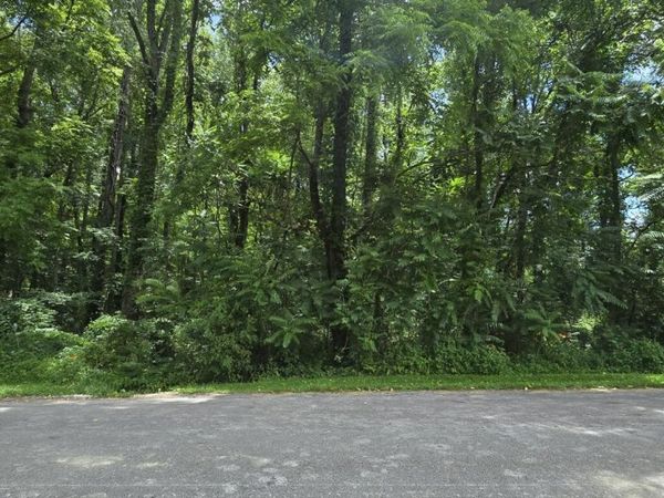 Shady Lane, Oneida, TN 37841