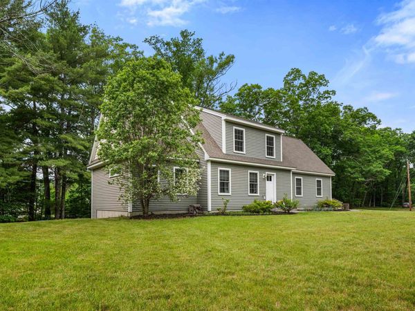 34 Crawley Falls Road, Brentwood, NH 03833