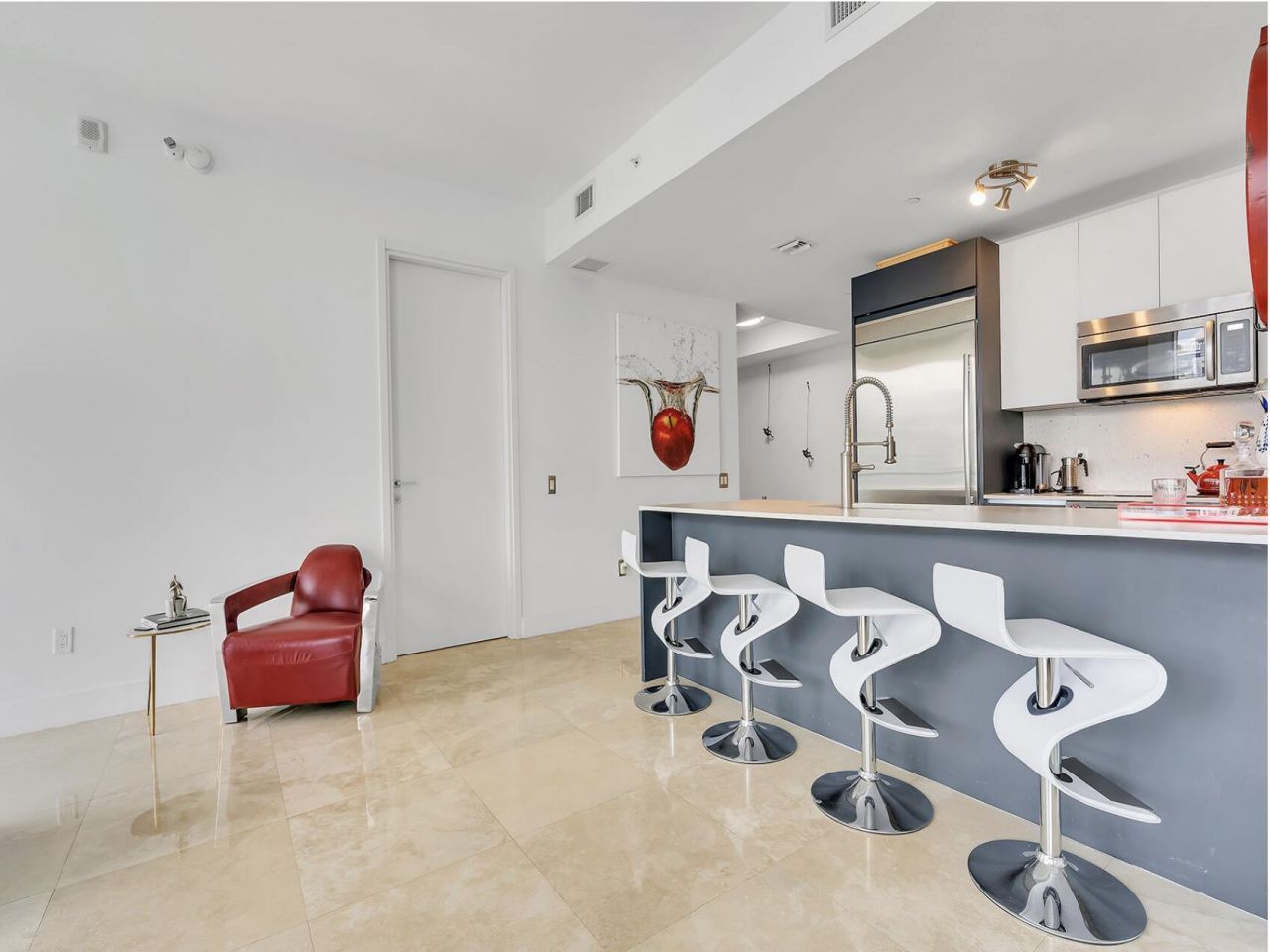 1300 Brickell Bay Drive, Unit 3900, Miami, FL 33131 Photo