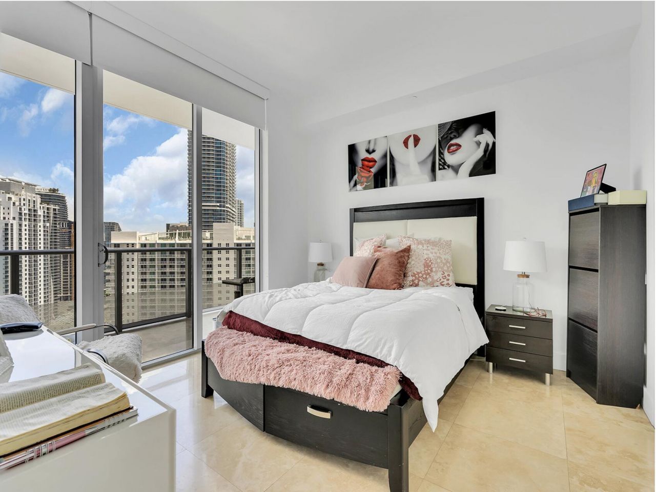 1300 Brickell Bay Drive, Unit 3900, Miami, FL 33131 Photo