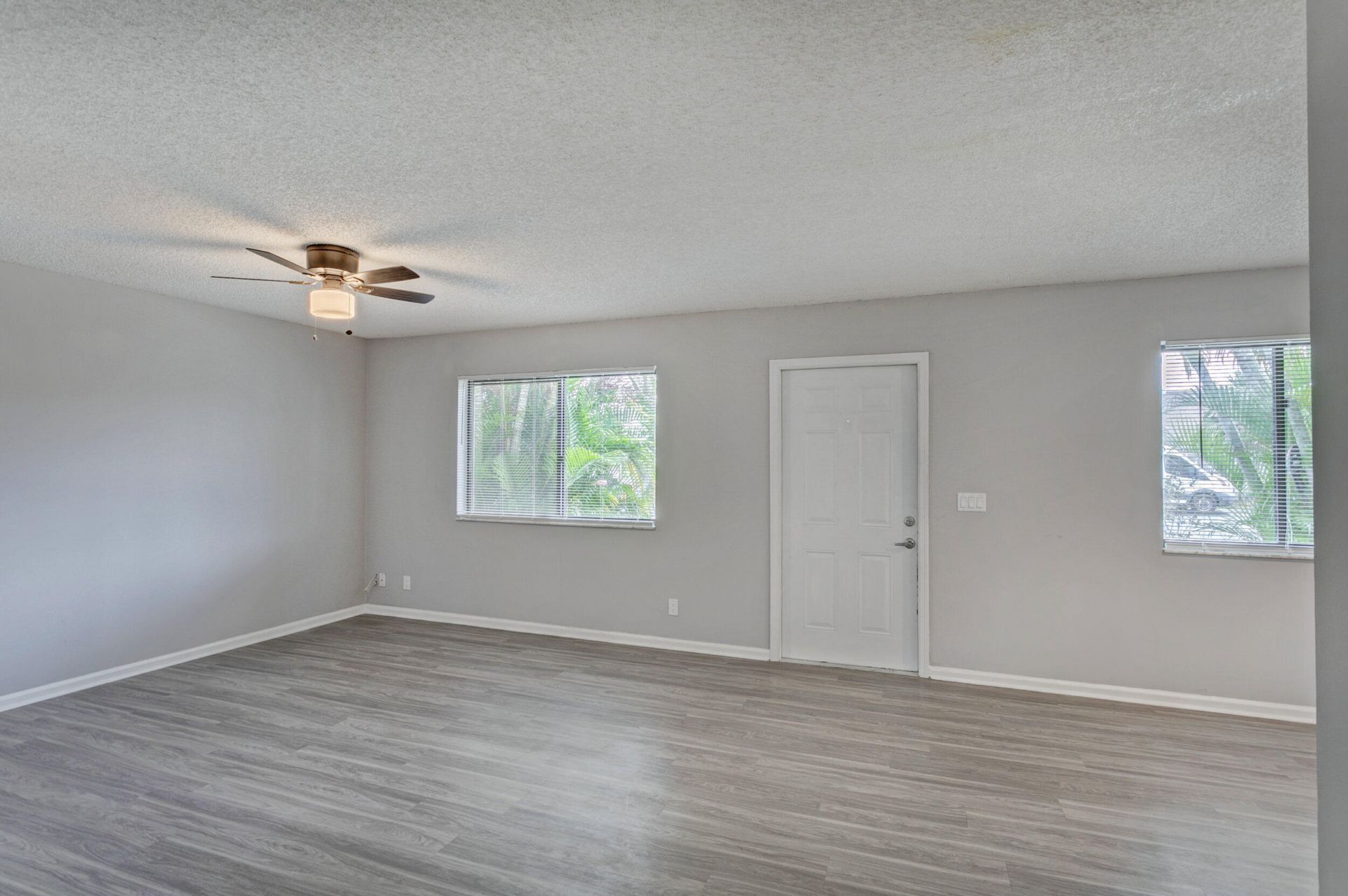 9186 Roan Lane, West Palm Beach, FL 33403 Photo