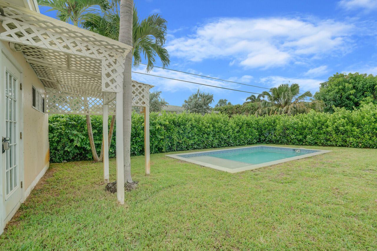 340 Summa Street, West Palm Beach, FL 33405 Photo
