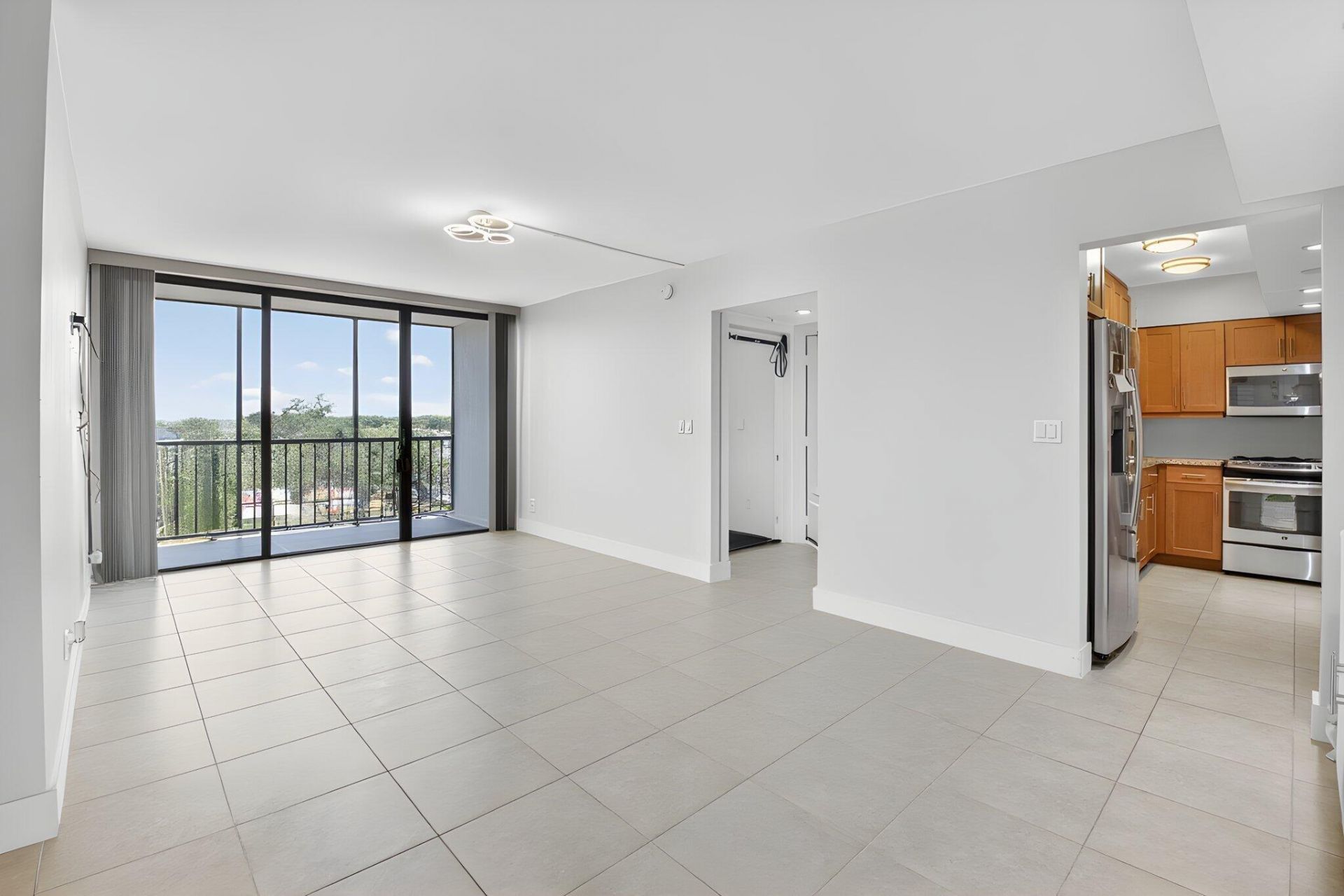 7786 Lakeside Boulevard, Unit 653, Boca Raton, FL 33434 Photo