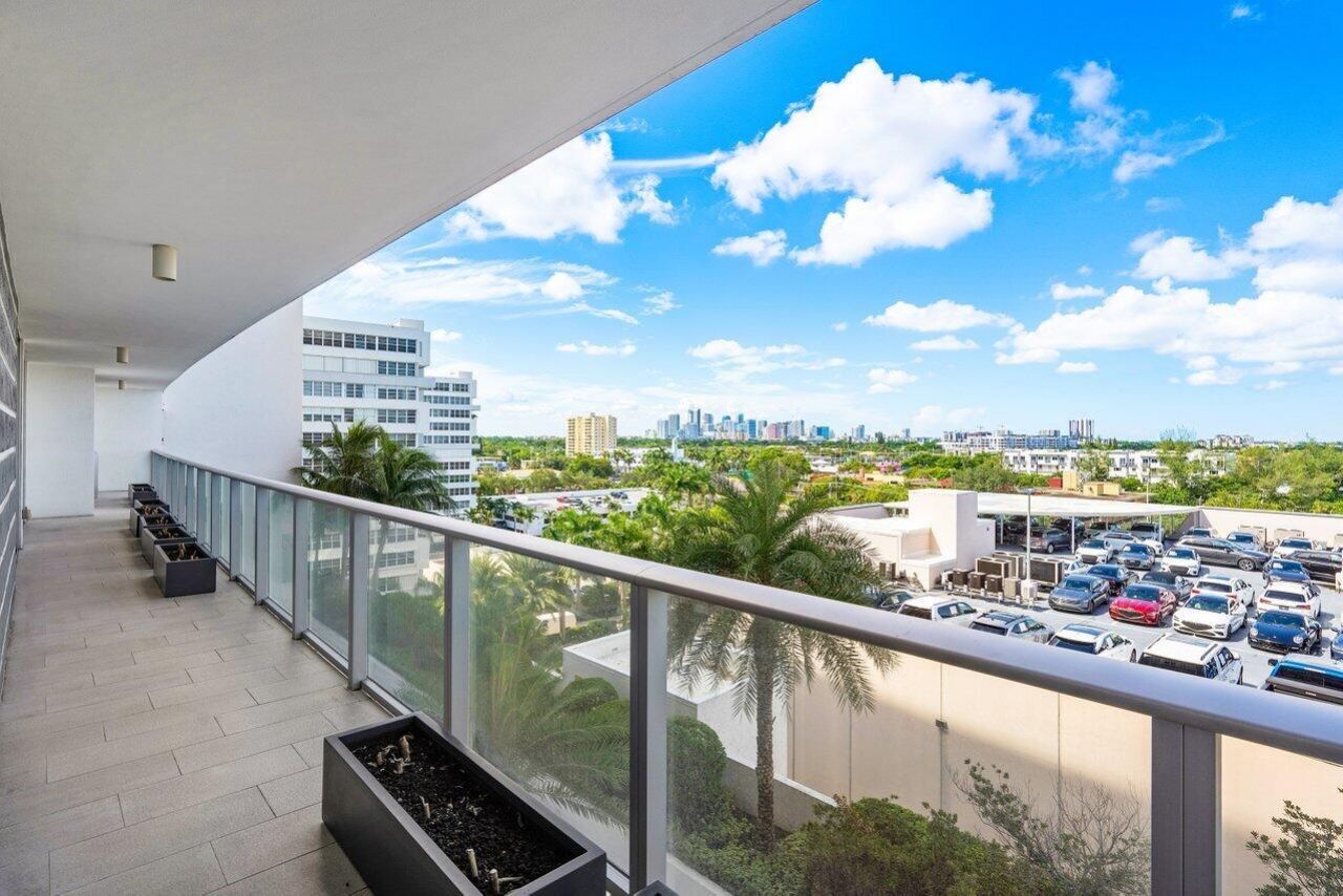 1180 N Federal Highway, Unit 707, Fort Lauderdale, FL 33304 Photo