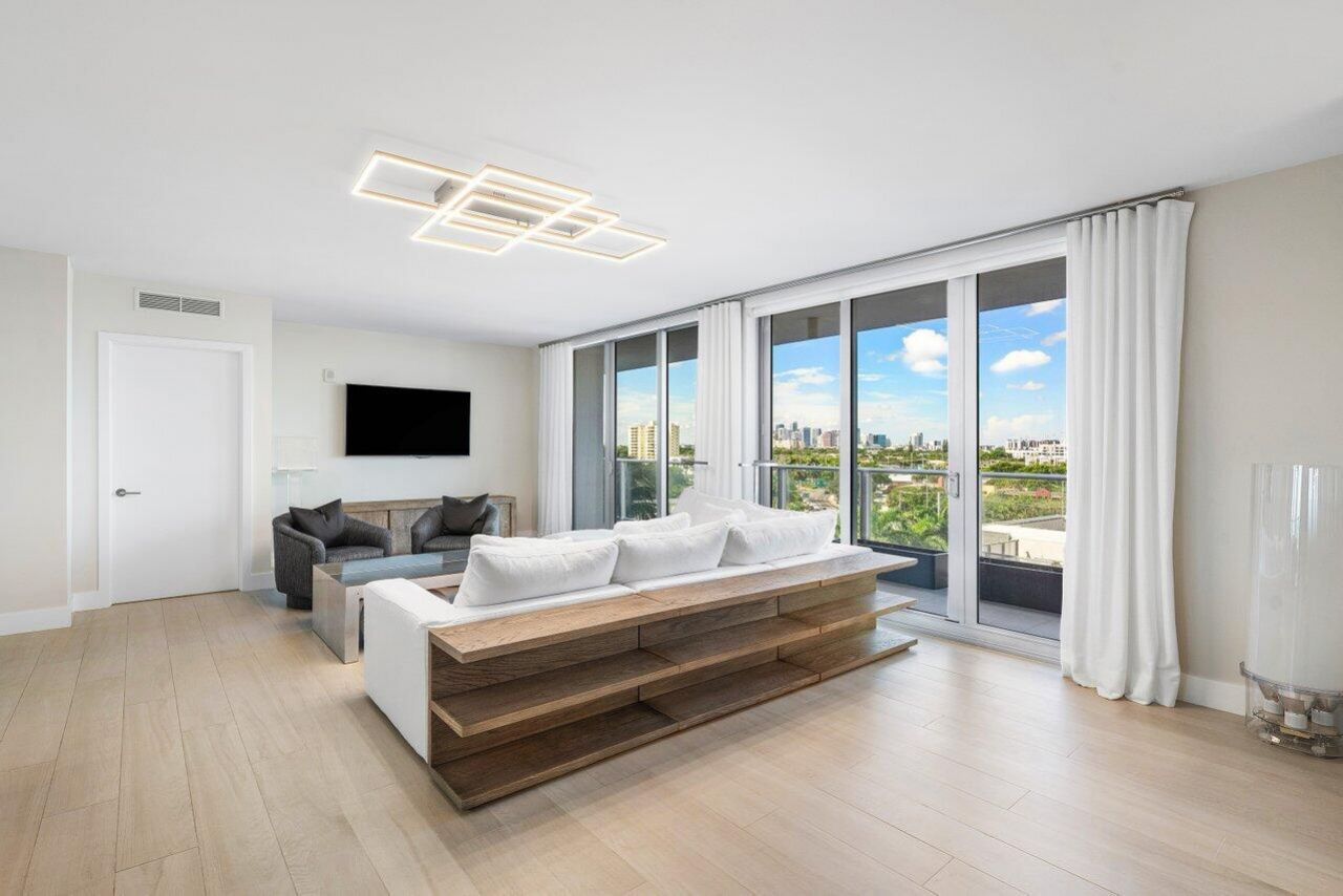 1180 N Federal Highway, Unit 707, Fort Lauderdale, FL 33304 Photo