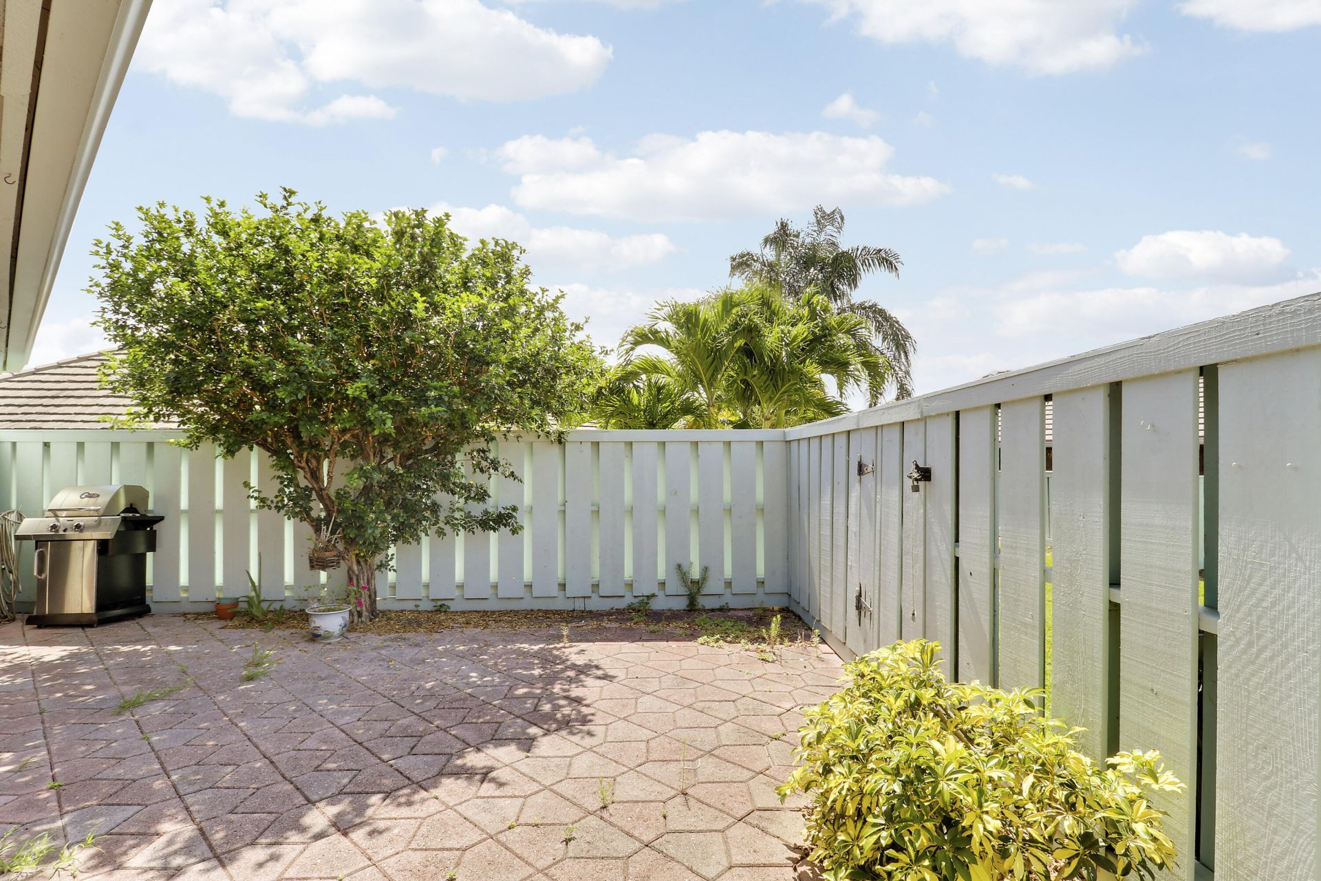 1127 E Seminole Avenue, Unit 15b, Jupiter, FL 33477 Photo