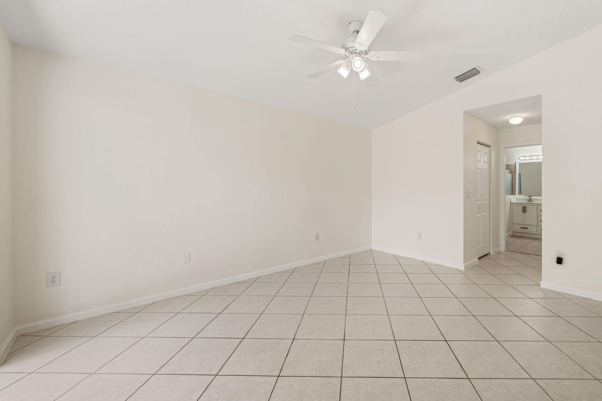 6196 Azalea Circle, West Palm Beach, FL 33415 Photo