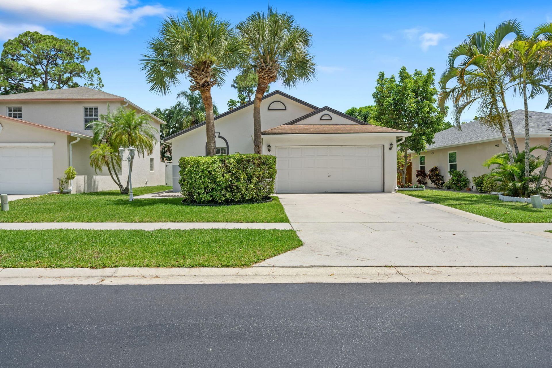 6196 Azalea Circle, West Palm Beach, FL 33415 Photo