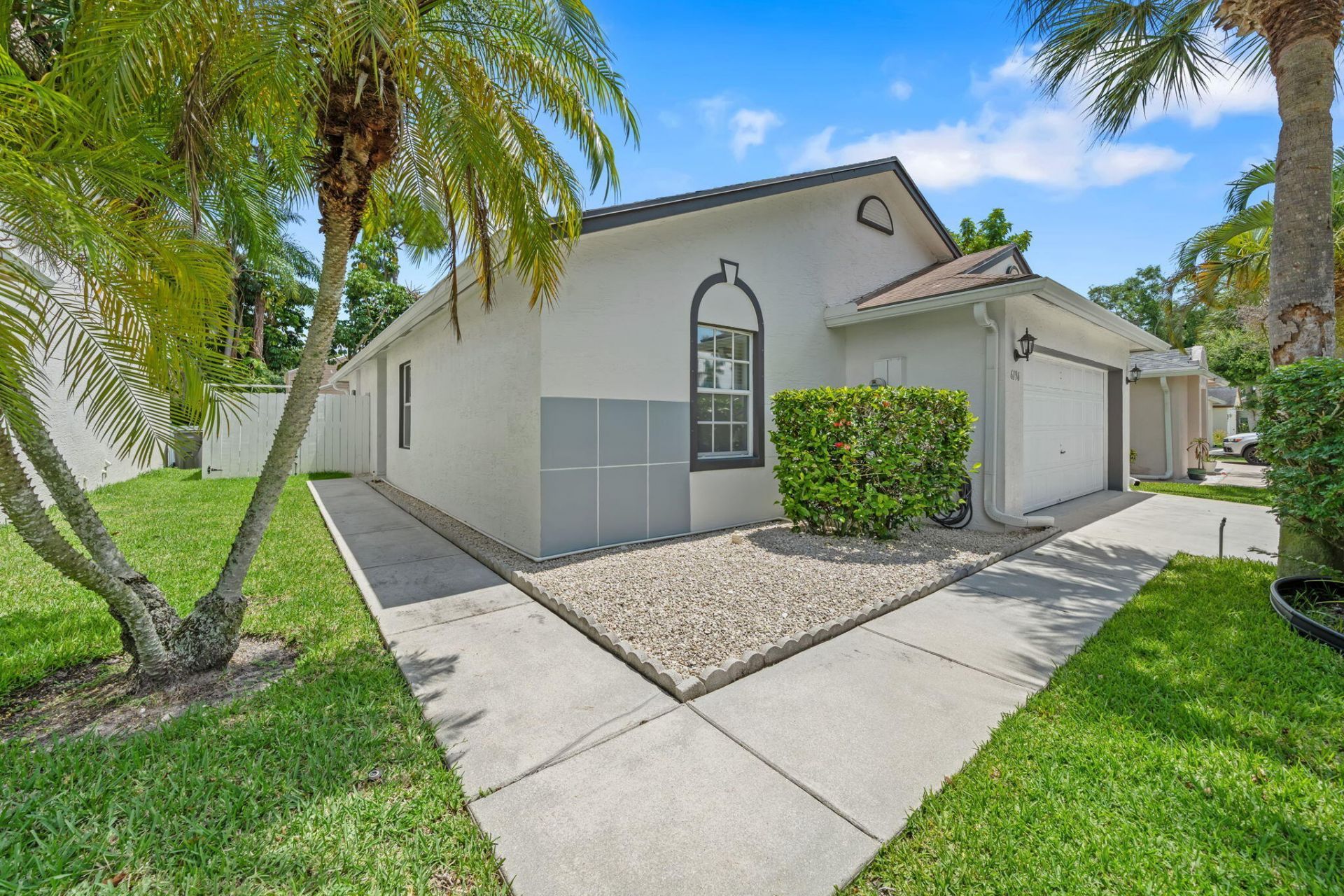 6196 Azalea Circle, West Palm Beach, FL 33415 Photo