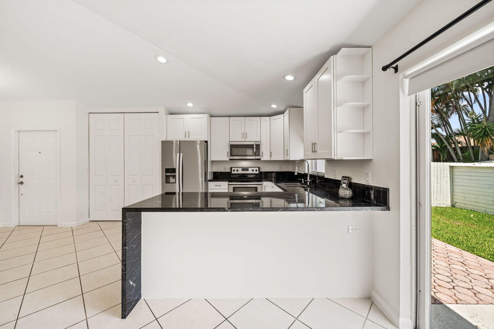 6196 Azalea Circle, West Palm Beach, FL 33415 Photo