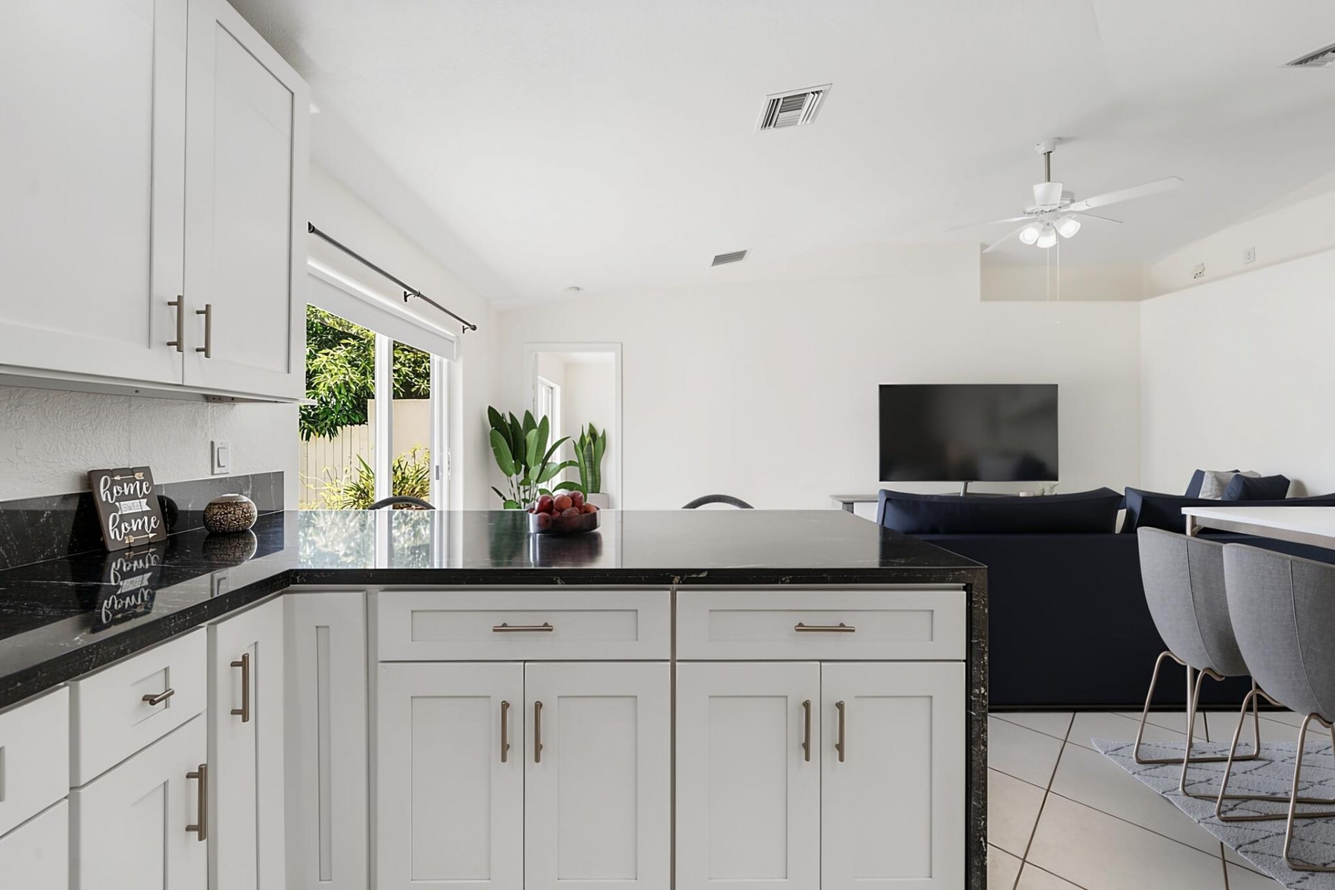 6196 Azalea Circle, West Palm Beach, FL 33415 Photo