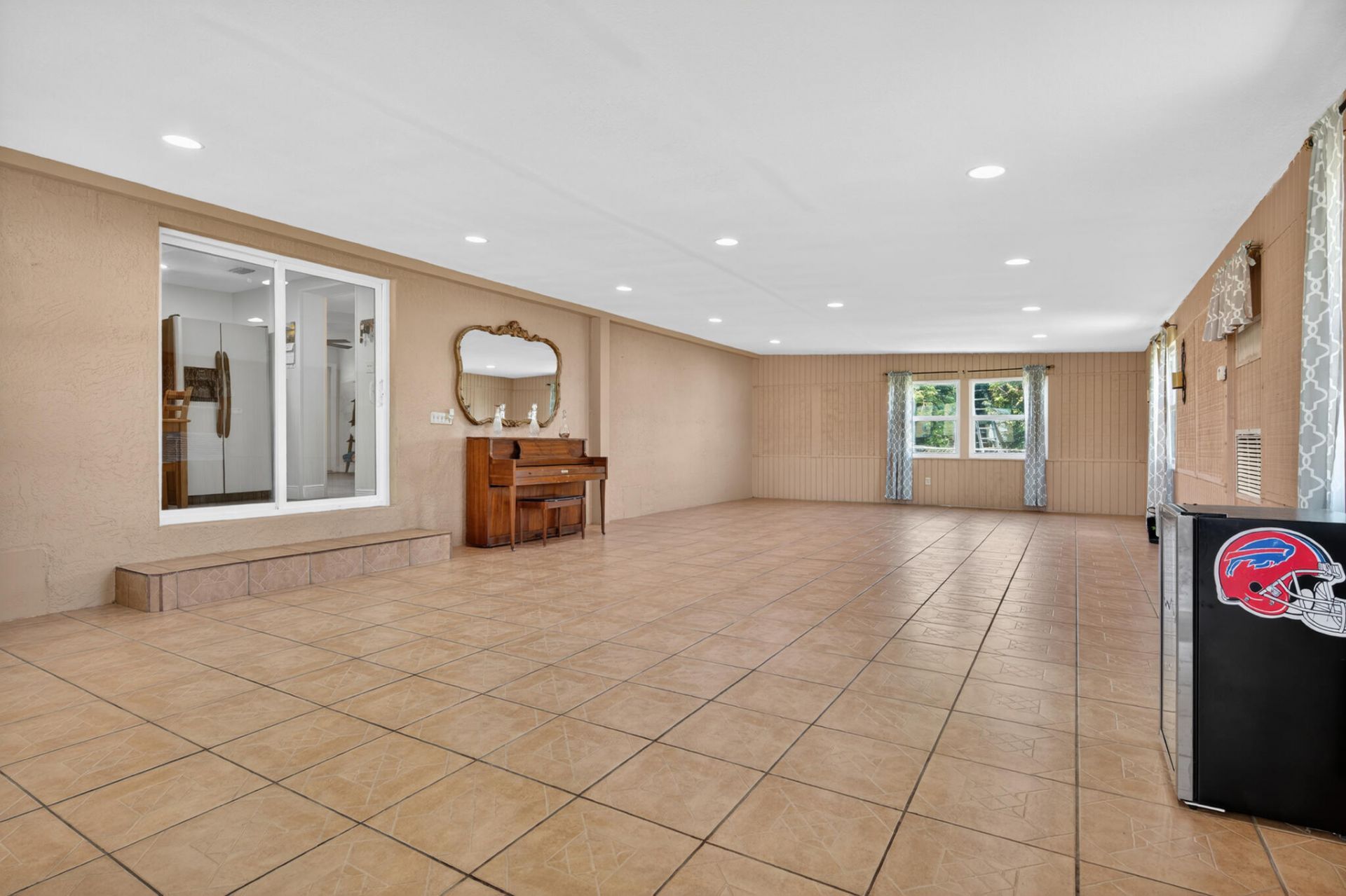 410 SE 4th Avenue, South Bay, FL 33493 Photo