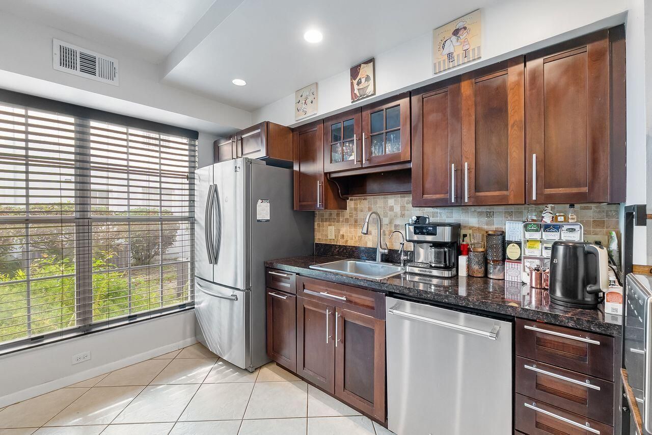 6237 Old Court Road, Unit 104, Boca Raton, FL 33433 Photo