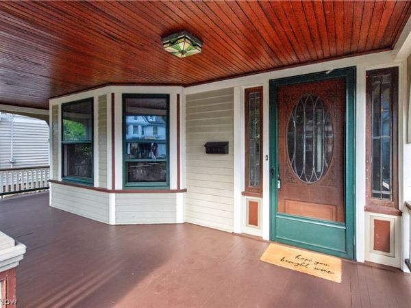 1344 Lakeland Avenue , Lakewood, OH 44107