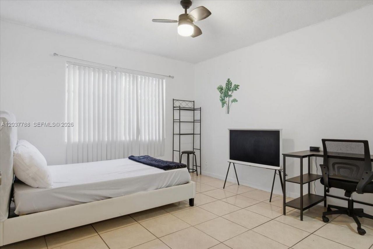3071 NW 47th Ter, Unit 227, Lauderdale Lakes, FL 33313 Photo