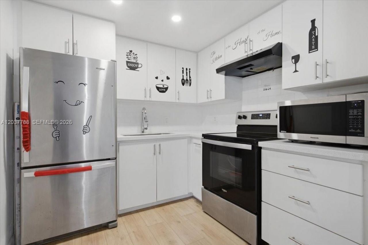 3071 NW 47th Ter, Unit 227, Lauderdale Lakes, FL 33313 Photo