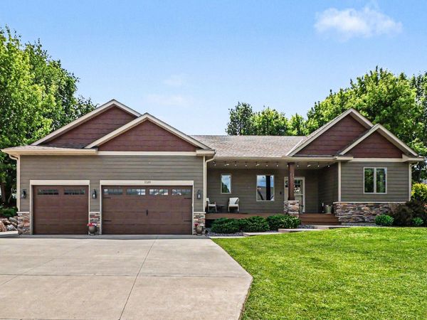 1120 Park Lane SE, New Prague, MN 56071