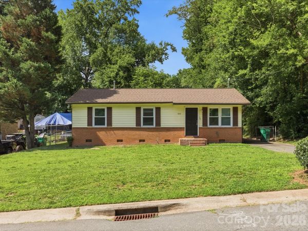 622 Dunbrook Lane, Charlotte, NC 28217