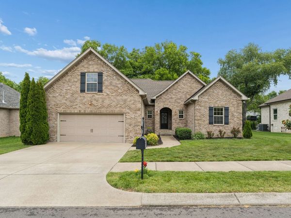 155 Odie Ray St, Gallatin, TN 37066