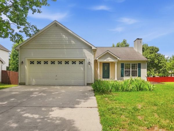 1600 Valley Drive , Marysville, OH 43040