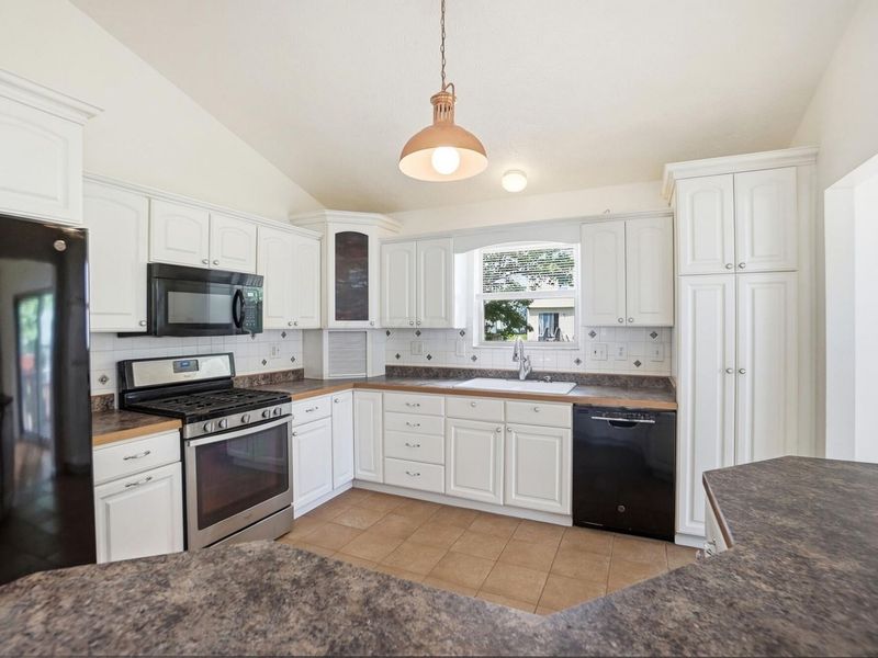 1600 Valley Drive , Marysville, OH 43040 Photo 12