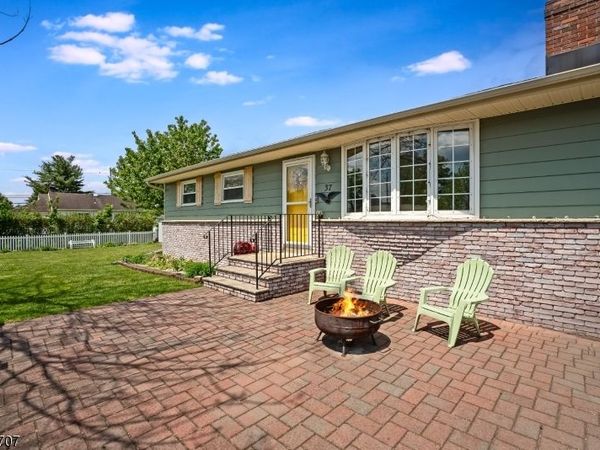 37 North St, Dover, NJ 07801