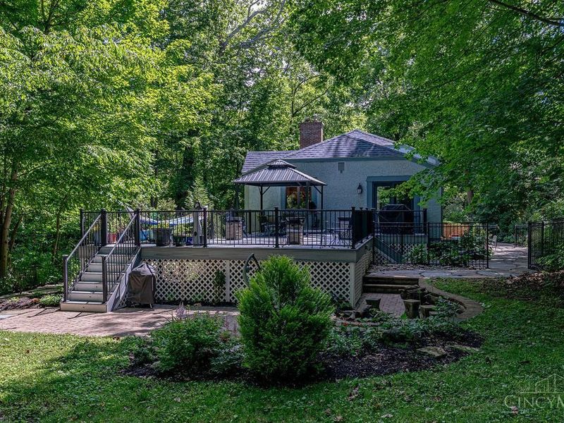 494 White Oak Drive, Oxford, OH 45056 Photo 2