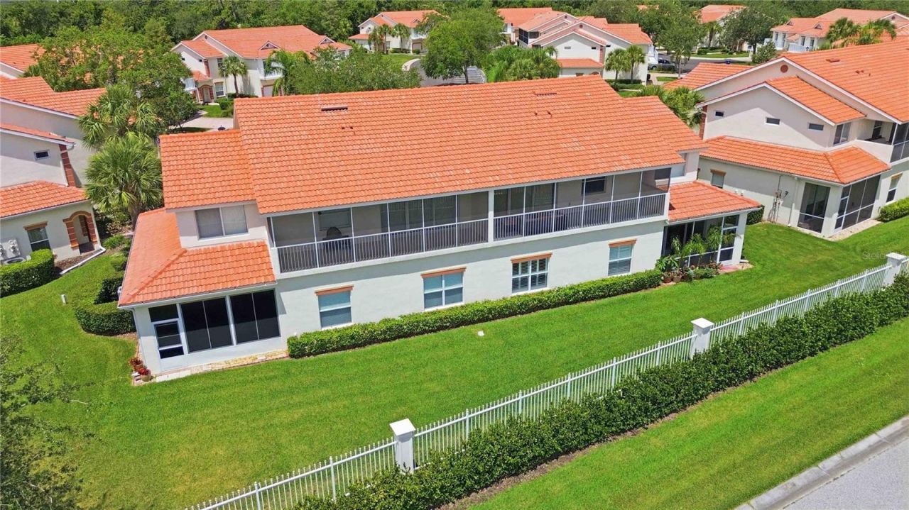7325 Fountain Palm Circle, Unit 7325, Bradenton, FL 34203 Photo