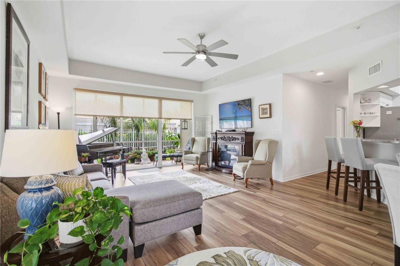 7325 Fountain Palm Circle, Unit 7325, Bradenton, FL 34203 Photo