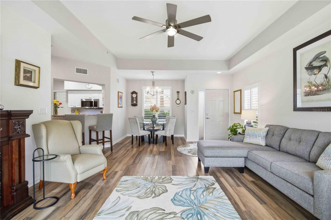 7325 Fountain Palm Circle, Unit 7325, Bradenton, FL 34203 Photo