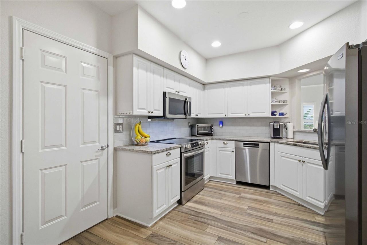 7325 Fountain Palm Circle, Unit 7325, Bradenton, FL 34203 Photo