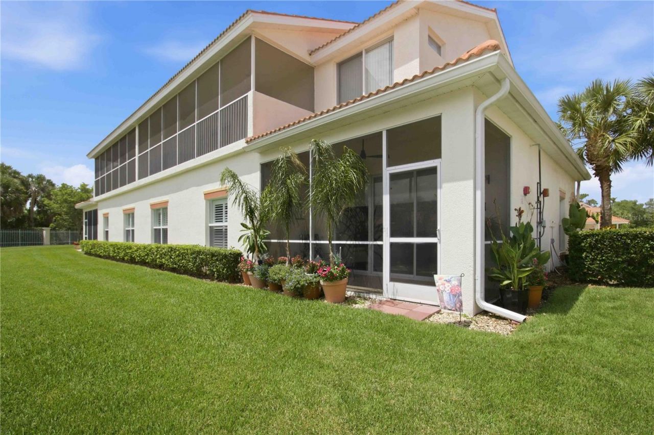7325 Fountain Palm Circle, Unit 7325, Bradenton, FL 34203 Photo