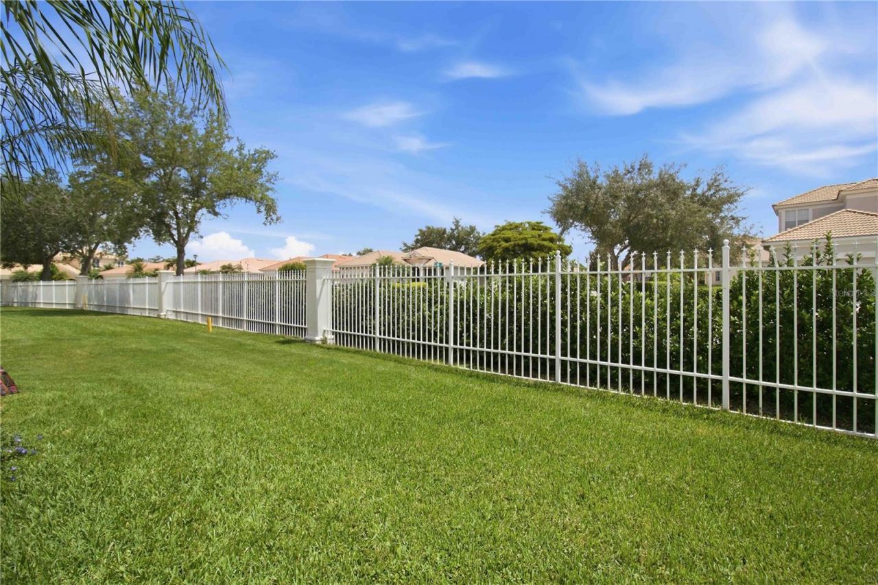 7325 Fountain Palm Circle, Unit 7325, Bradenton, FL 34203 Photo