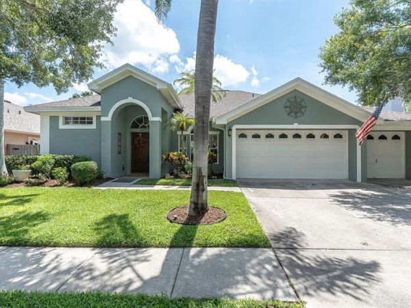 9209 WOODBAY DRIVE , TAMPA, FL 33626