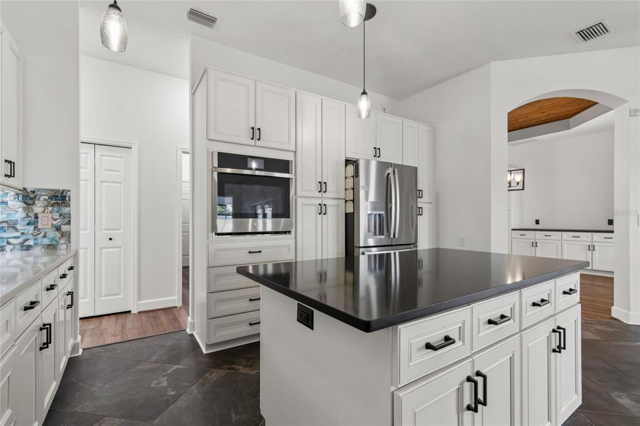 3820 Misty Landing Drive, Valrico, FL 33594 Photo