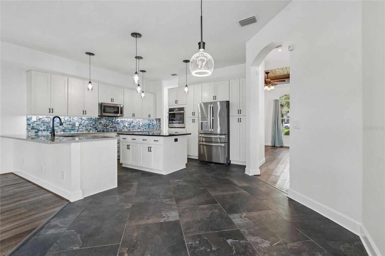 3820 Misty Landing Drive, Valrico, FL 33594 Photo