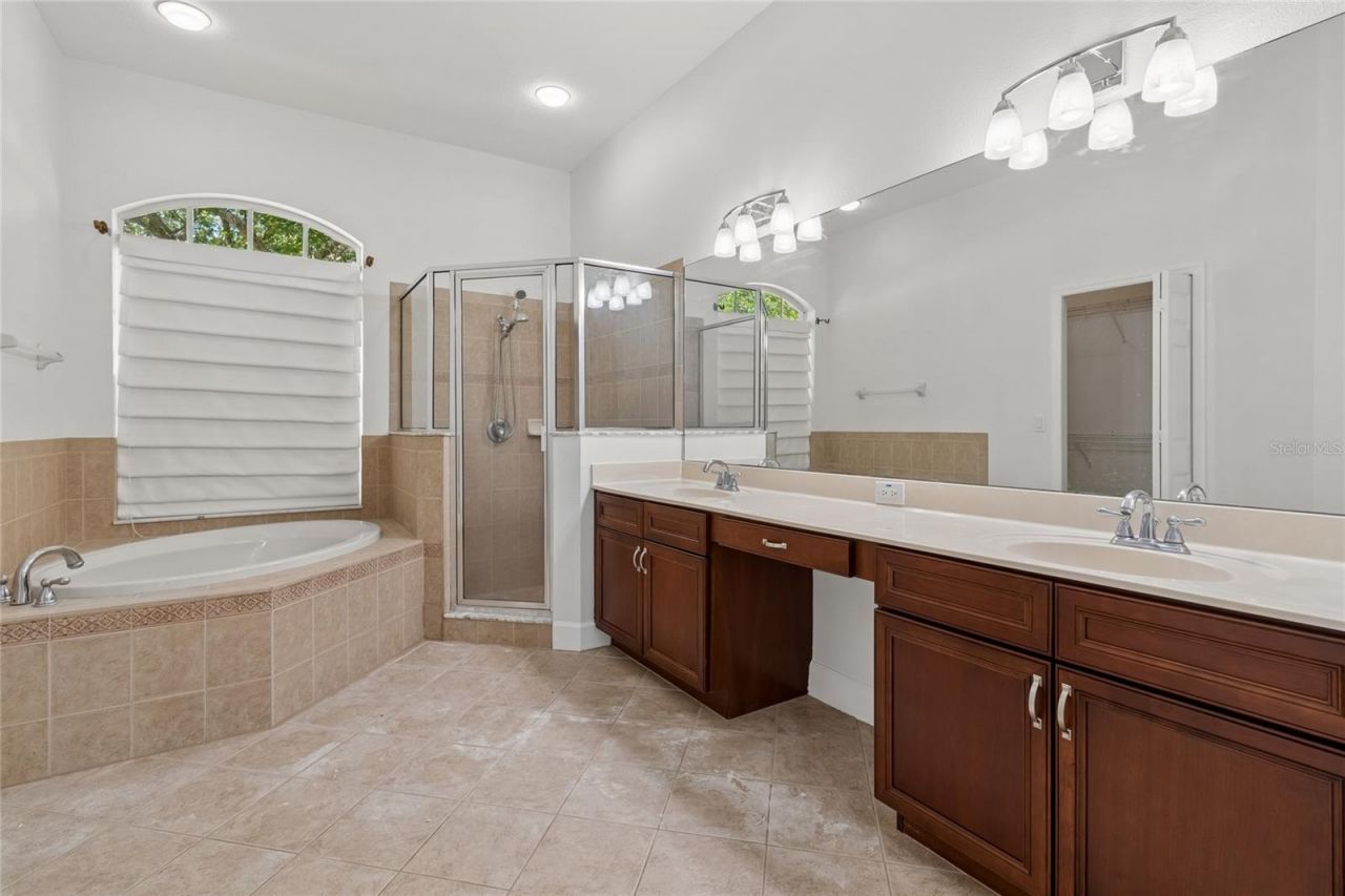 3820 Misty Landing Drive, Valrico, FL 33594 Photo