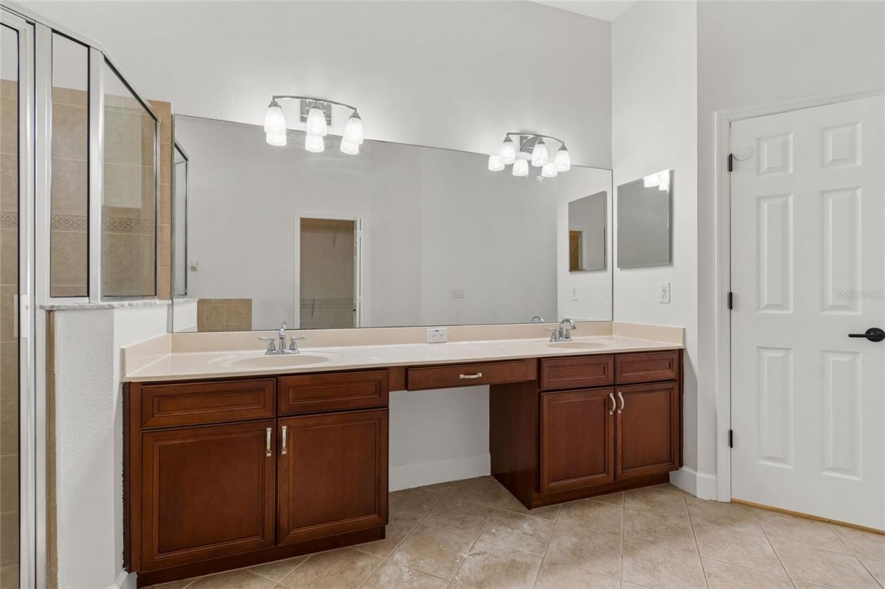 3820 Misty Landing Drive, Valrico, FL 33594 Photo