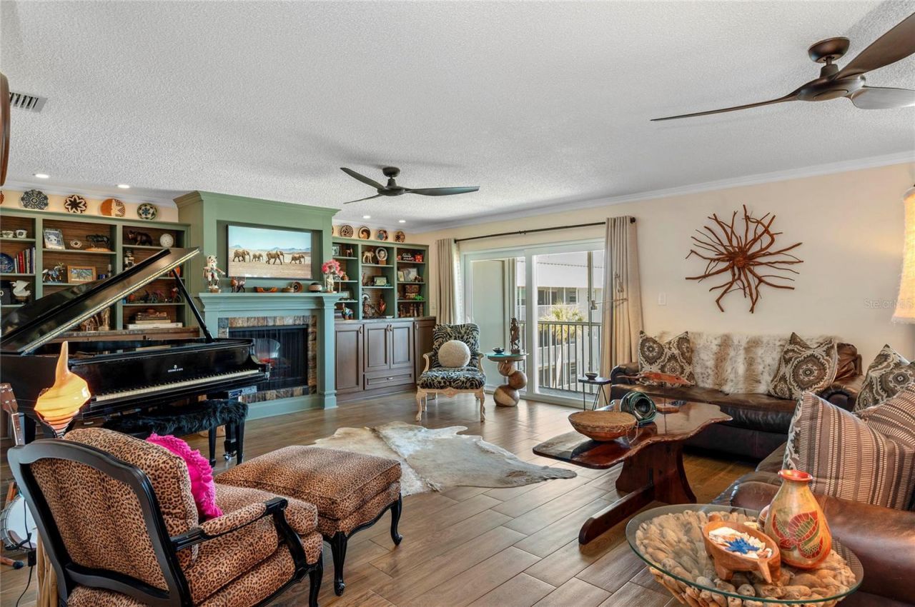 315 N Causeway, Unit C-402, New Smyrna Beach, FL 32169 Photo