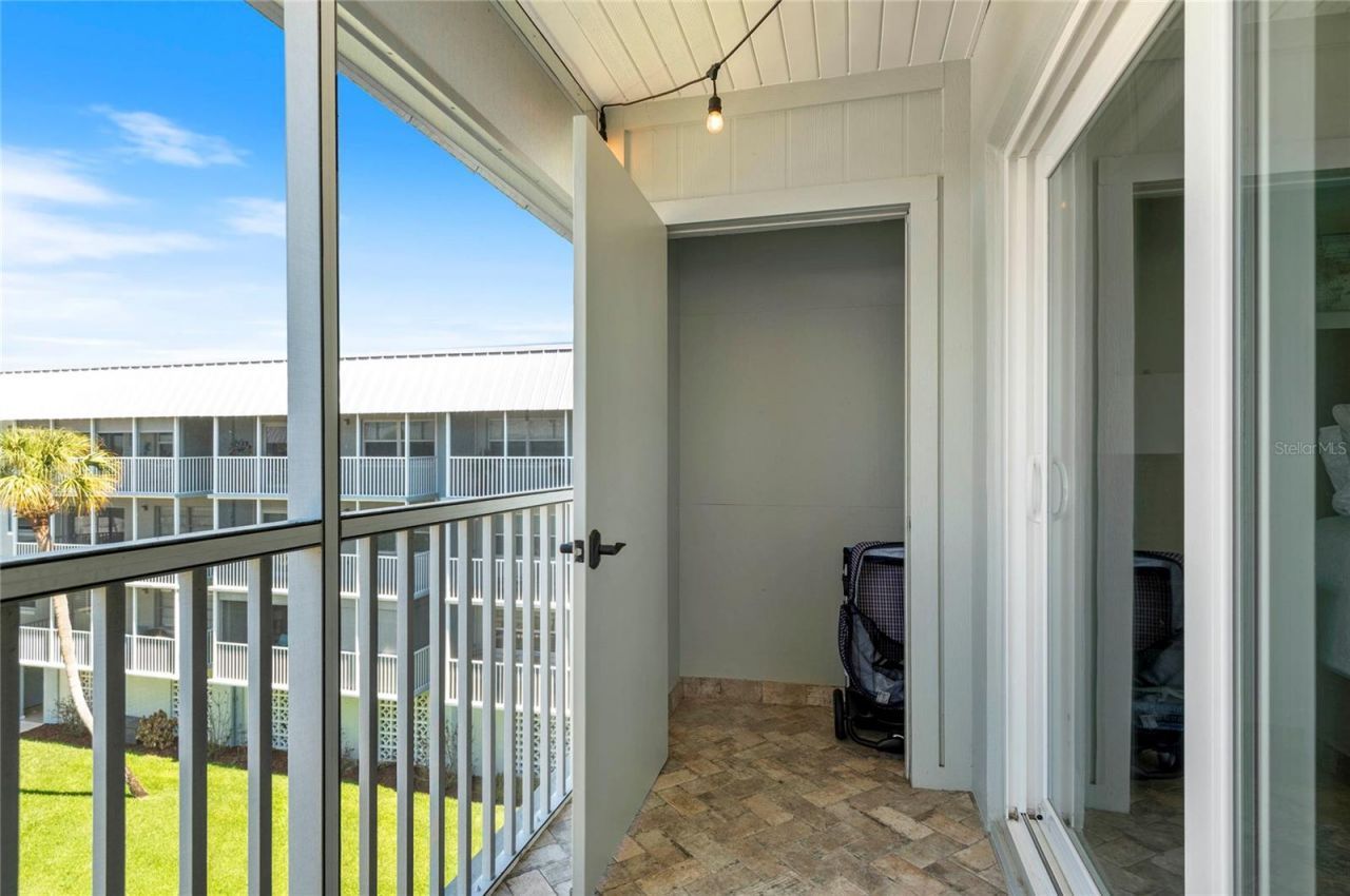315 N Causeway, Unit C-402, New Smyrna Beach, FL 32169 Photo